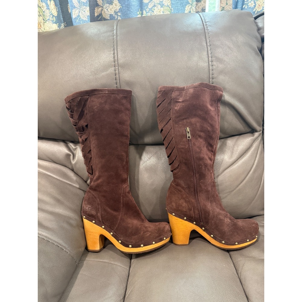 UGG Australia Lynnea Tall Wood Clog Boots Brown Suede Studded 1001710 Womens 8